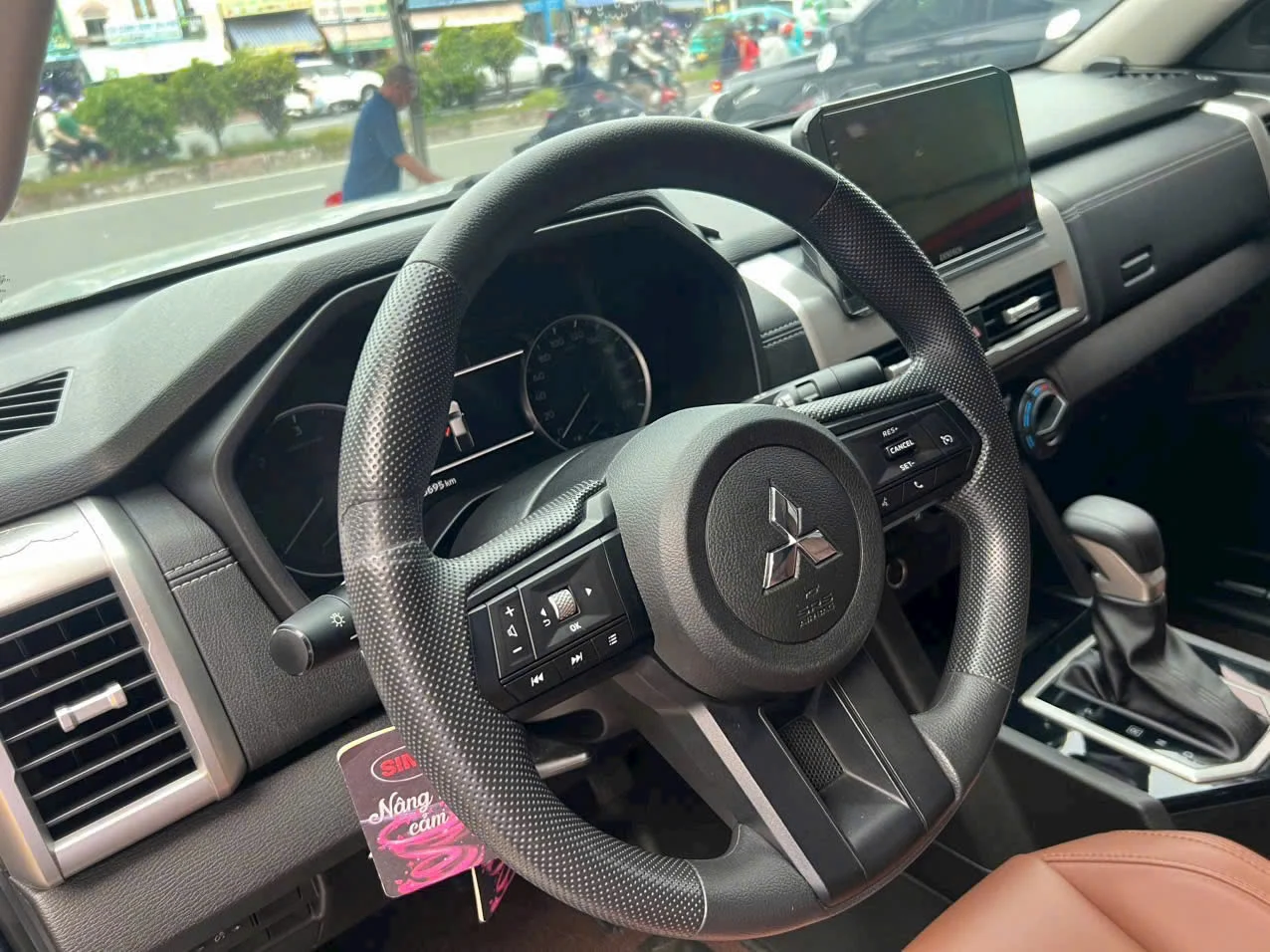UCAR-Mitsubishi Triton GLX 4X2AT- Sản xuất năm 2025 - Ảnh 7
