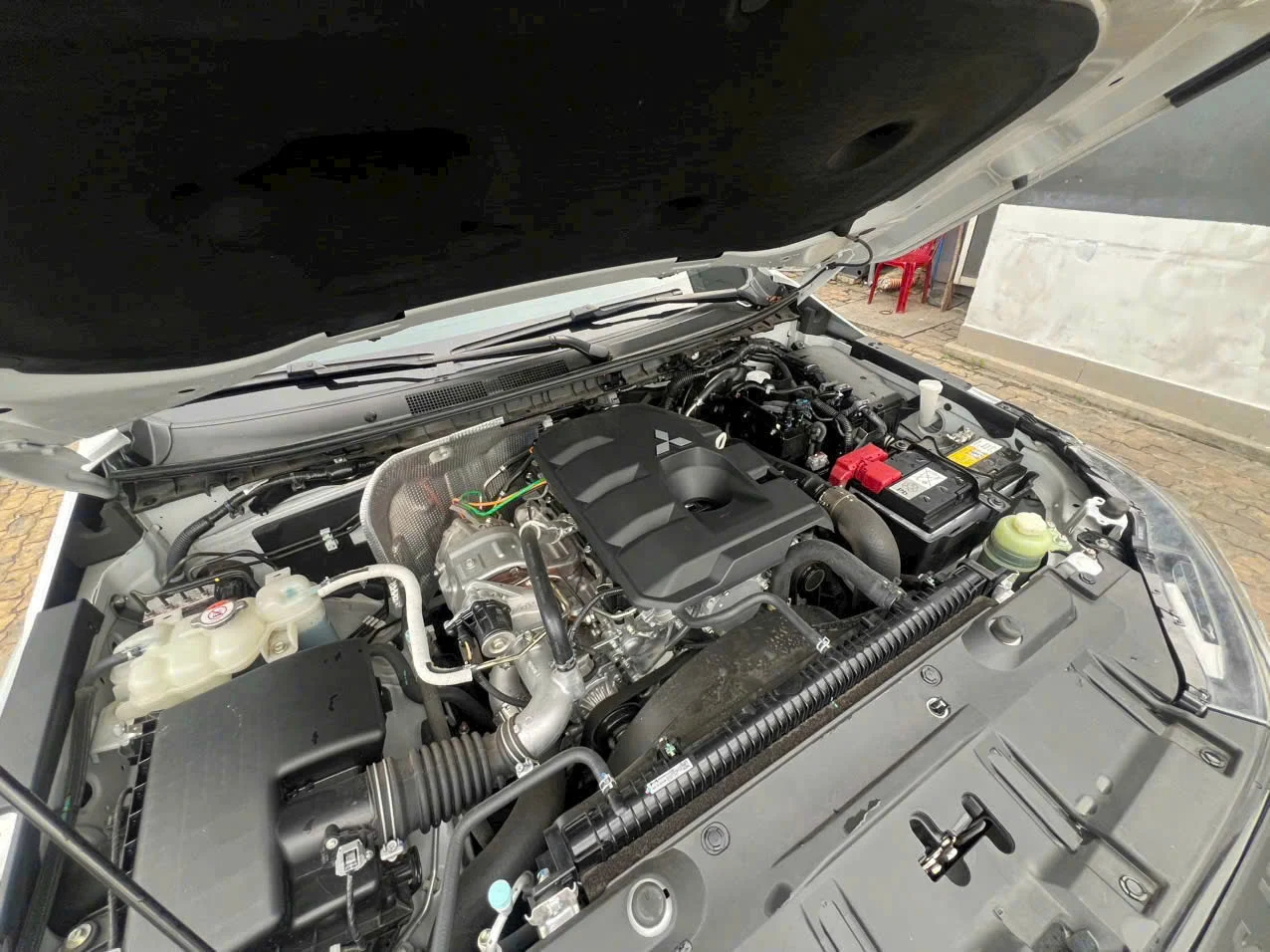 UCAR-Mitsubishi Triton GLX 4X2AT- Sản xuất năm 2025 - Ảnh 5