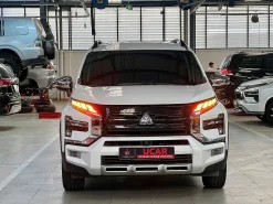 Xpander cross 2023