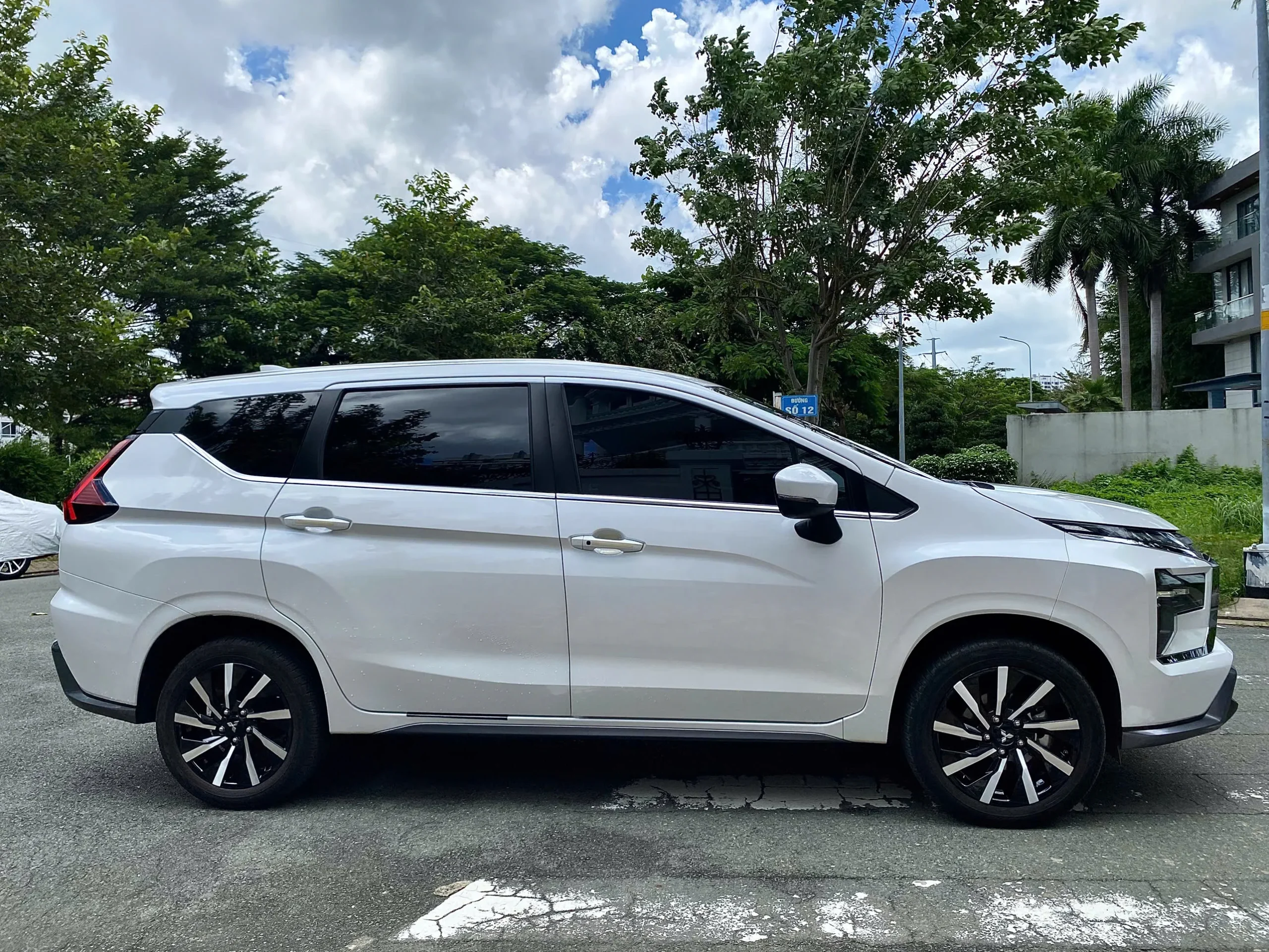 UCAR- Mitsubishi Xpander Premium - Sản xuất năm 2025 - Ảnh 6