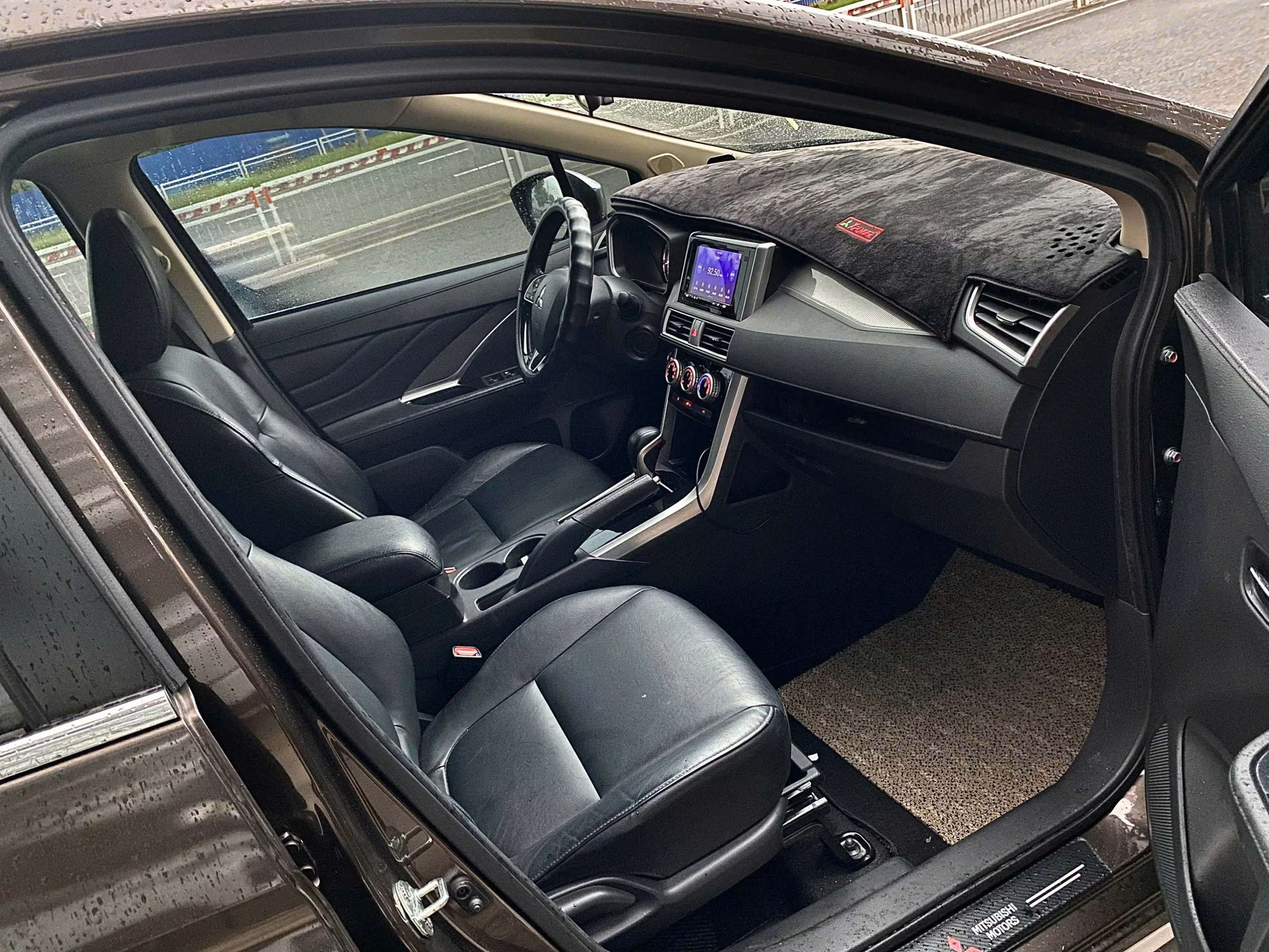 UCAR - Mitsubishi Xpander AT - Sản xuất 2021 - Ảnh 8